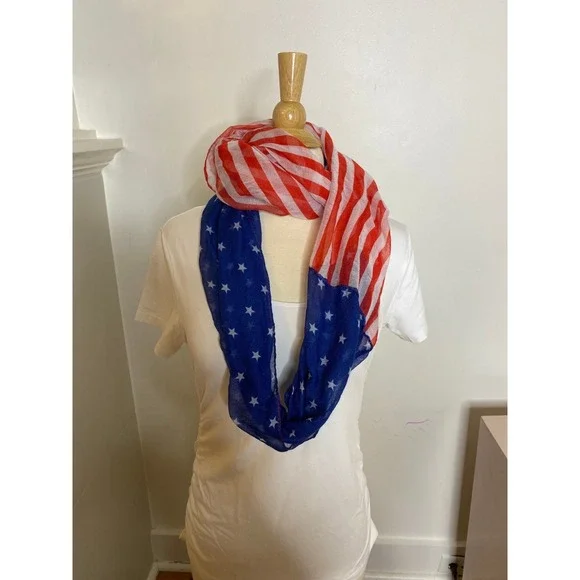 American‎ Flag Infinity Scarf - Picture 2 of 3